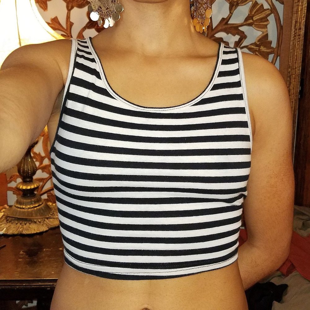 horizontal striped crop tank